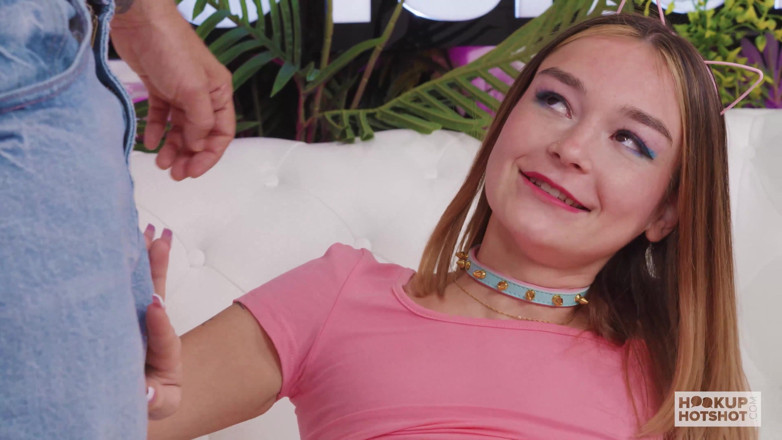 Hookup Hotshot: Zničené péro šuká růžové díry blondýnky Della Cate!