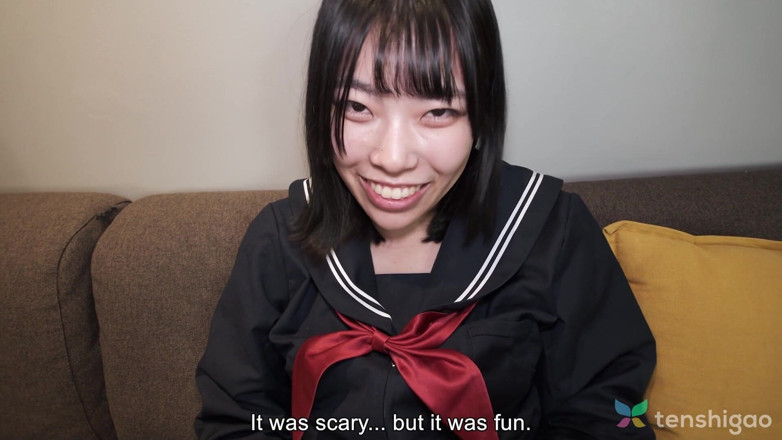 Tenshigao: Fofa Serina Hirose fodida em um uniforme estudantil
