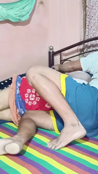 Seks petang dengan adik tiri