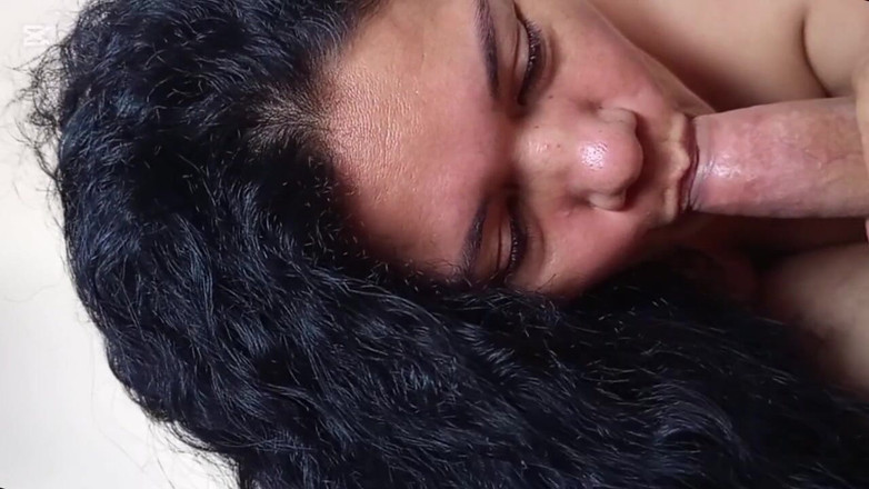 Valkyrieandluigy: Baculatá holka šuká bohatého