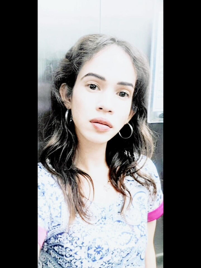 Ladyboy Karl: Sissy travestita