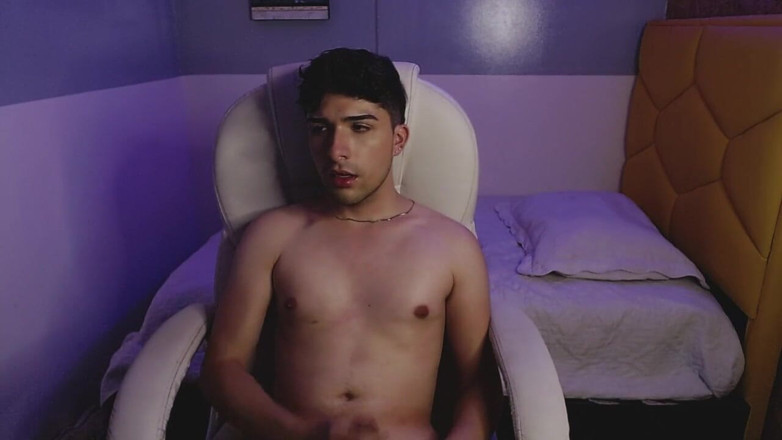 Diego_latinboy: Chaturbate Homemadexx Watching Homemade Gay Porn