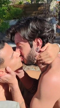Awek Latino Bruno Cano dipergunakan mentah oleh Alexis Clark