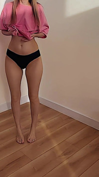 Casi casting: la modella urla a videographer per aver preso il primo piano del suo buco di culo
