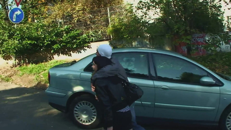German amateur - 100% German hardcore videos: Nadržená kočka je ošukaná na veřejnosti