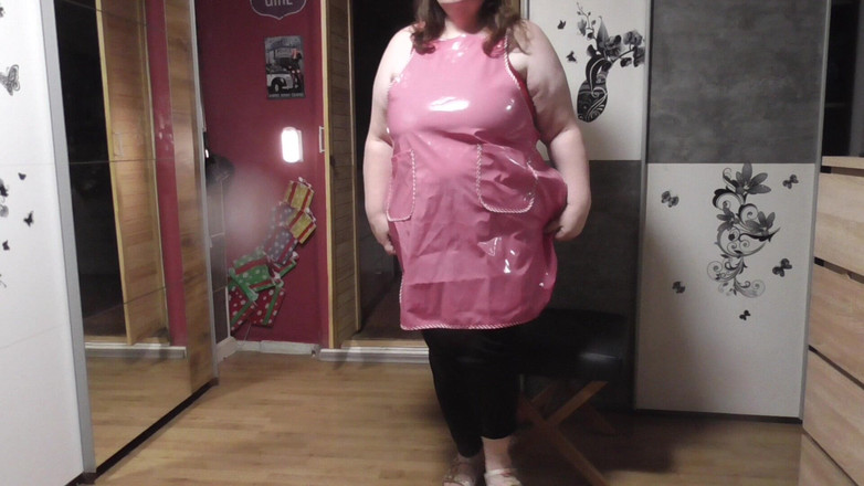 tammara big: Im Gummischürze Mach Ich Die Hausschuhe Platt