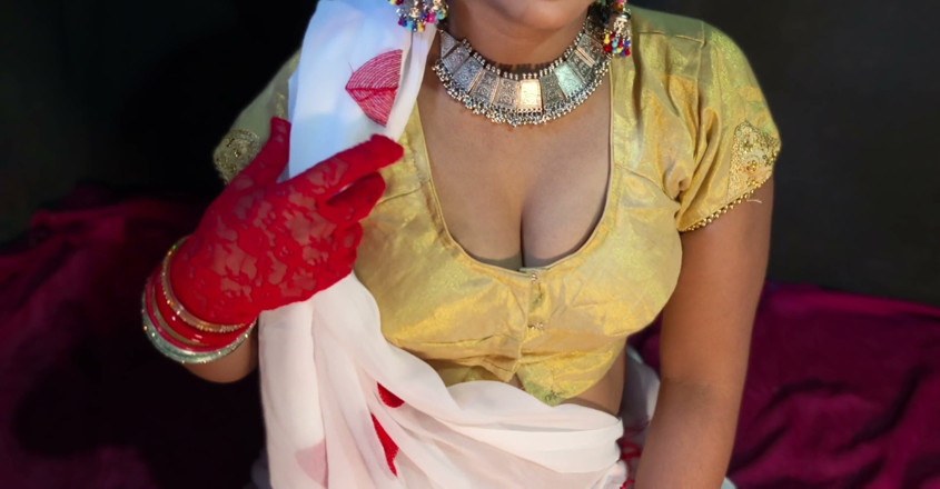 DESI PARO: Desi Wife Gives Oral Sex to Her Husband in White...