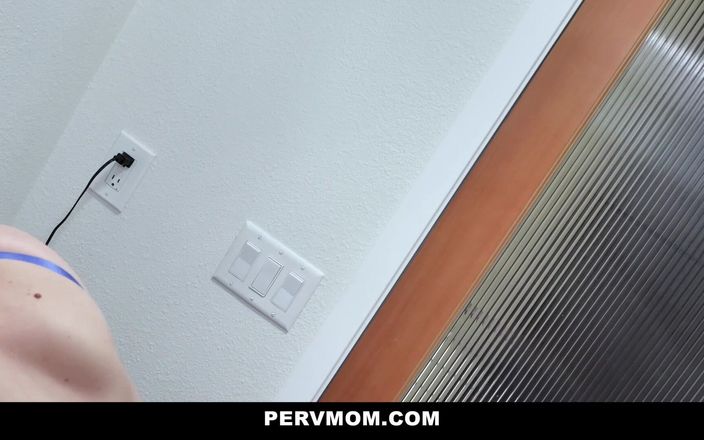 PervMom: Stiefmoeder soevereine Syre mama taboe