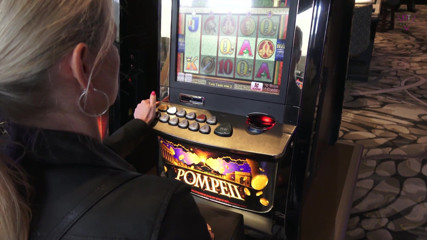 Dirty Tina: Las Vegas - The one dollar fuck