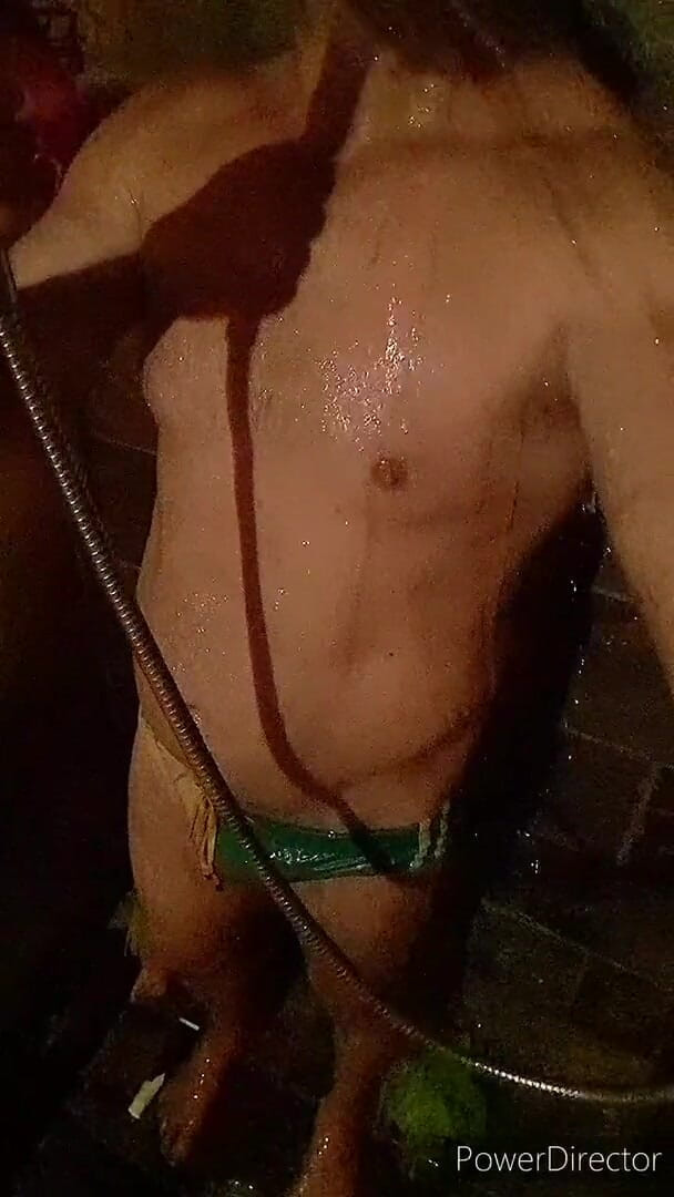 Madaussiehere: Shower time wet green and yellow speedo
