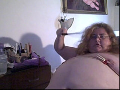 BBW nurse Vicki adventures with friends: Kamera 20 min menunjukkan di mana saya mengikat buah dada saya...