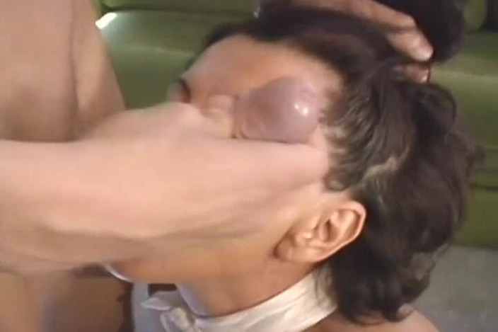 Vintage Babes: Brunette Granny Takes a Huge Facial After Hard Sex