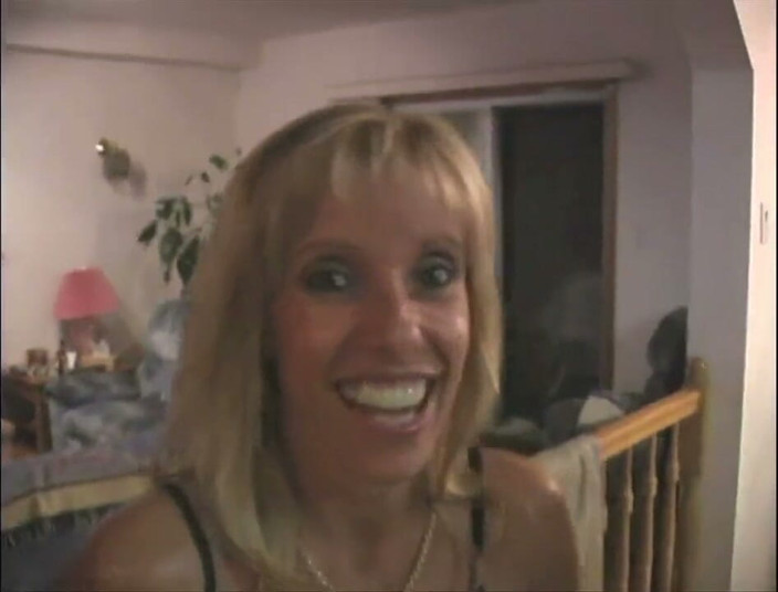 Carol Cox - The Original Internet Porn Star: Pesta rumah Carol Cox