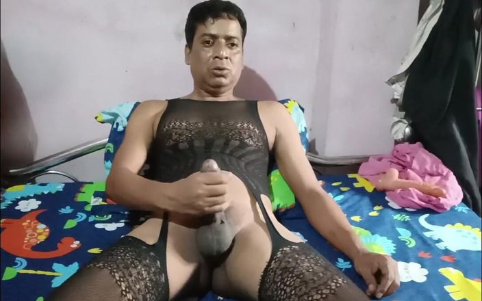 Kamu: Mi polla masturbación con la mano