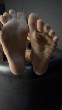 Feet Feet Feet Feet