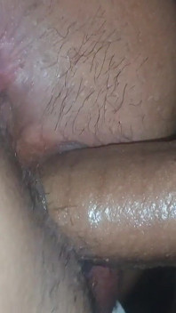 Schöner sexy creampie von meinem cuckold gefilmt, während sein freund mich schwängt