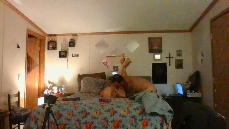 Satin Lady: Memek wanita satin dientot habis-habisan sampai dicrot di dalam