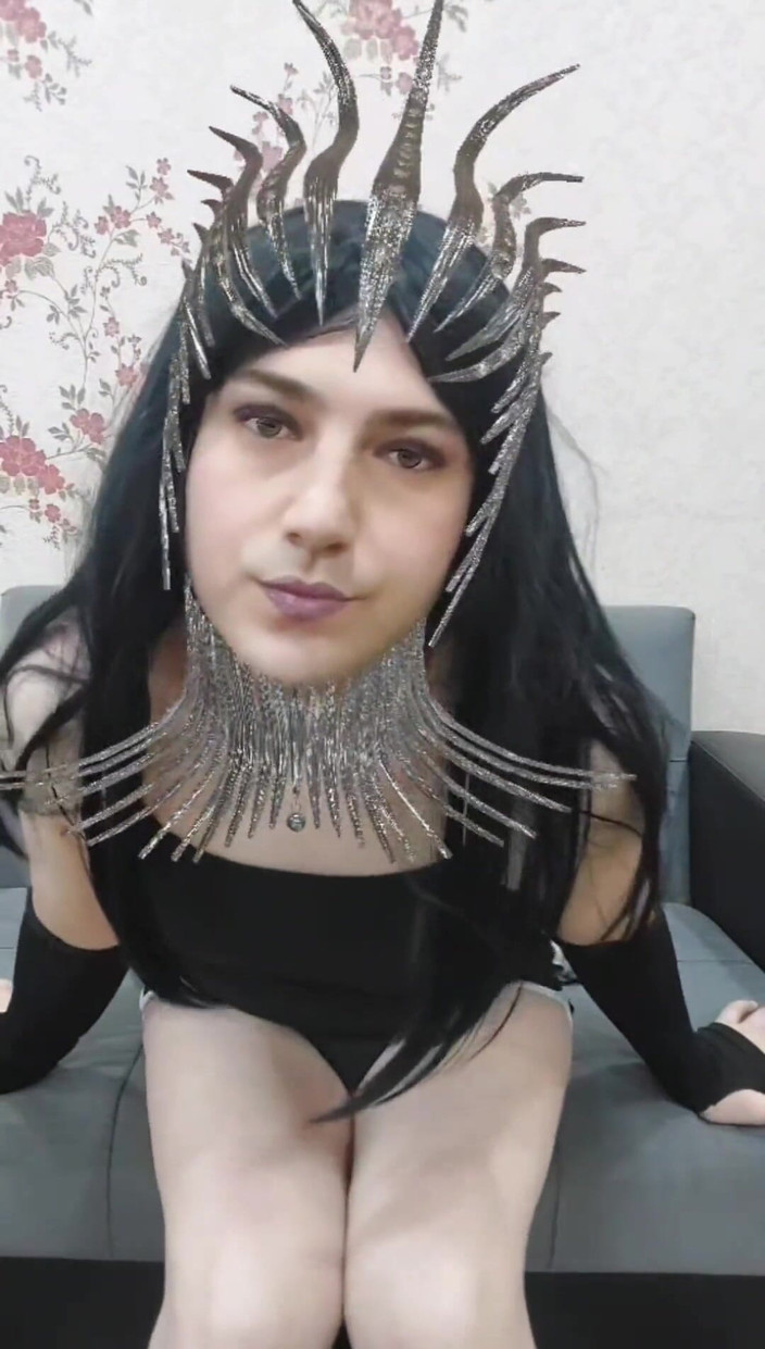 Kitty_Cross: Sultry Metal Princess: Shimmering Style for the Bold