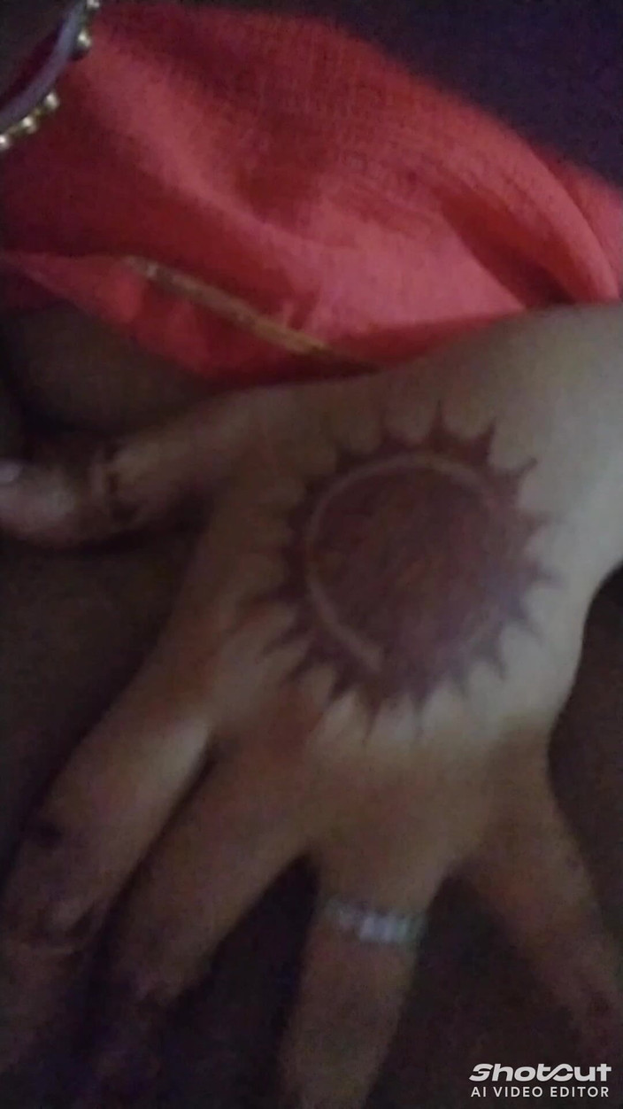 Dr_doom21: Yenge ji'nin desi amcığı yenge ji amını parmaklıyor