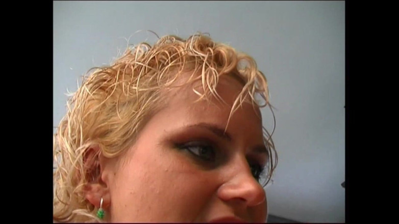 OLD Sinner: Две юные лесбиянки наслаждаются лизанием и игрой с дилдо