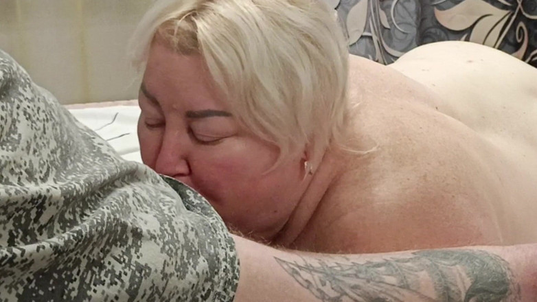 Zona901: 새엄마의 입에 사정하는 펠라