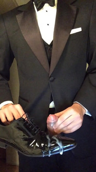 Horny in Tuxedo
