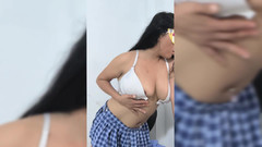 NEGRITA SEXY: Rondborstige studente leidt de live uitzichten met deze pornovideo