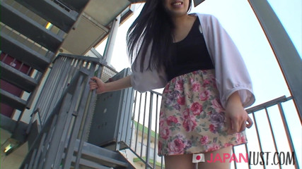 Japan Lust Gold: Vollbusige japanische teenagerin ist exhibitionist