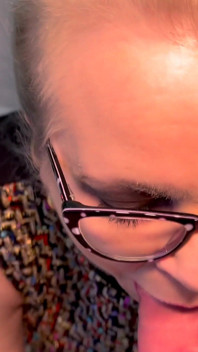 Zralý blonďatý porno casting - nikdy se nezpozdí