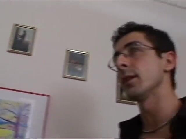 Galaxy Orgy: Intimitate perversă a mamelor vitrege italiene nerușinate