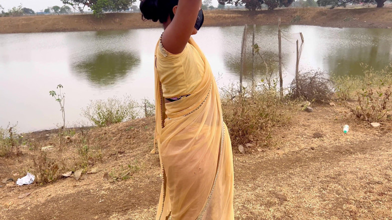 Raniki chut: 핫한 바비 로맨틱 비디오