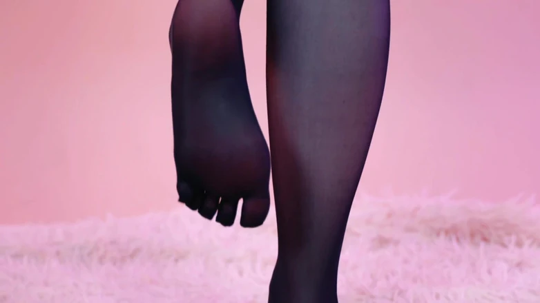 Arya Grander: Pvc Fetish and Nylon Foot Fetish Sexy Video