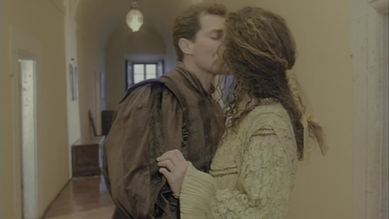 Inhonorof porn: Romeo Ama a Julieta Pero Folla El Culo De Beatriz