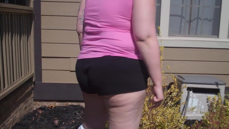 Sexy Amateurz: She was destroying a garden