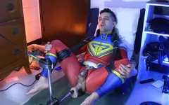 Outubro de 2023 show ao vivo na cam parte 1 - super-herói é fodido por máquina!