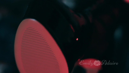 Emily Adaire: Embrasse-moi les pieds, paysanne ! Emily Adaire TS