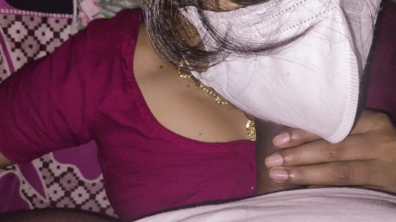 Lovely Dipti: 印度可爱的dipti脱下她的衬衫奶油派操逼