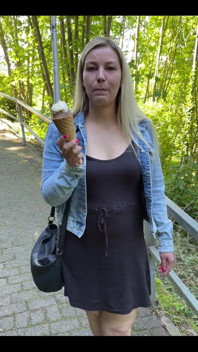 How Most Ladies Eat Ice Cream in Front of the Camera Vs. How I Do It in Front of the Camera