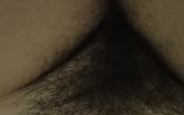 BW_Dolphin: Memek berbulu dan bellybutton