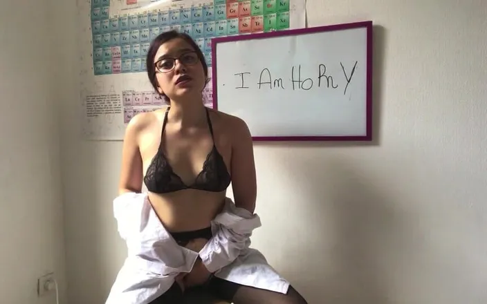 Sweetieluna: Chemistry Teacher Fucks Her Student B