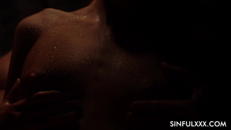Sinfulxxx: Gina Gerson sensual sexo a três por SinfulXXX