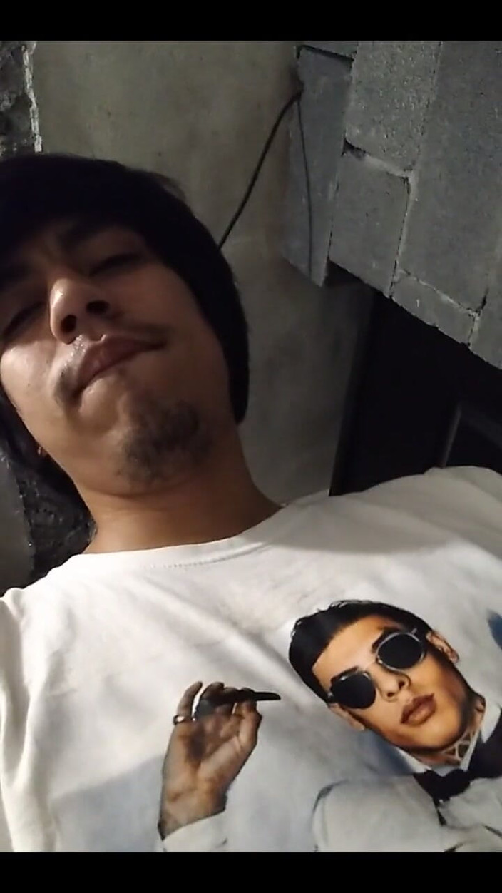 AlexAlejandro13: E vineri.