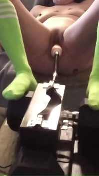 Трахнули машиной в миссионерской позе (260101C1.3) (3 из 3)