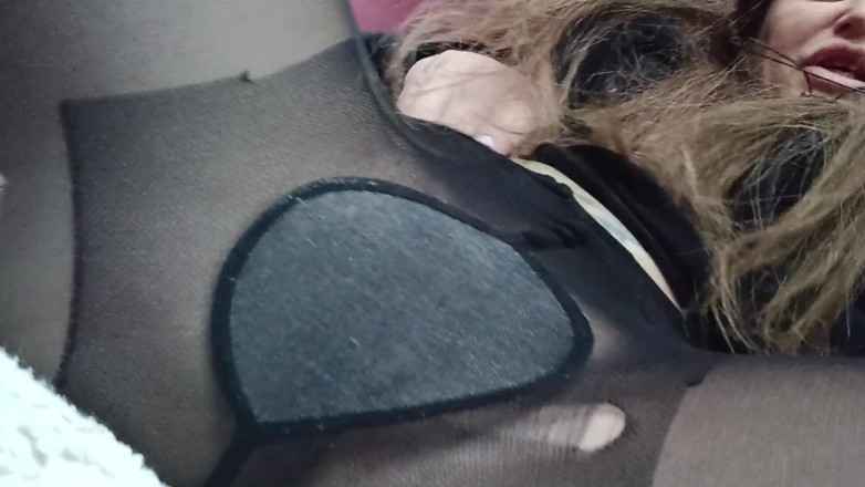 Nadi_Zabava: Fuck pussy in stokings