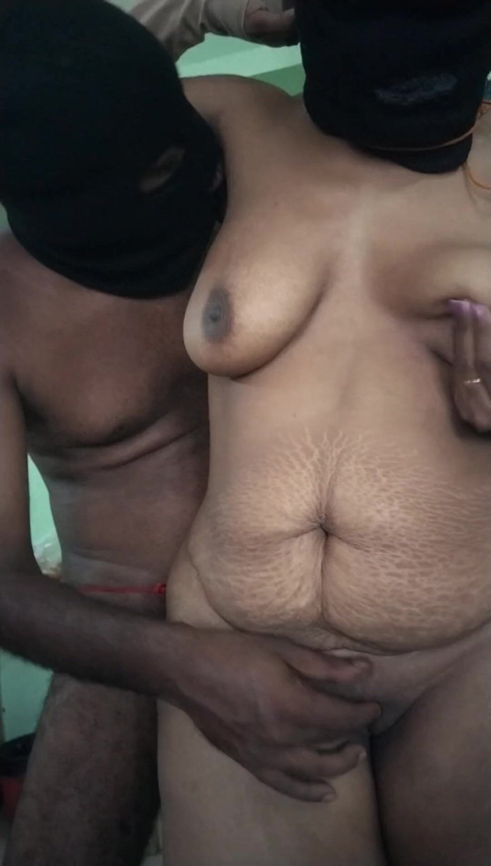 Benita sweety: Jilat ketiak dan jilat memek dengan nikmat banget