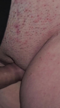Spermie je nejlepší lubrikant. Několikrát se dovnitř pro lepší klouzání