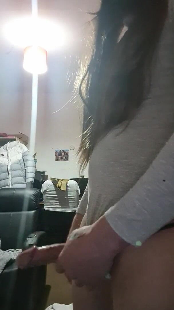 CHLOEcumFUCKme: Chole's cumshot