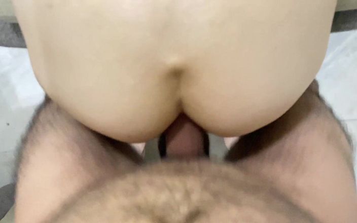 Jollyfuckingoldman: Сводная сестра испытывает анальный оргазм