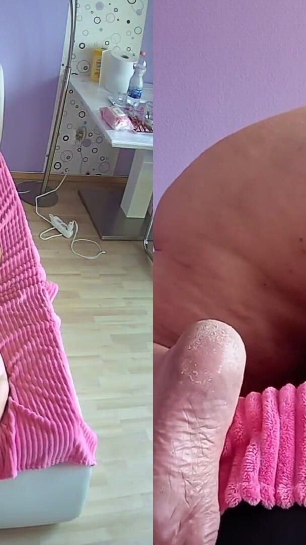 Facesitting by a SSBBW (Worshipped by Alex) Facesitting by a SSBBW (Worshipped by Alex)