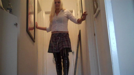 Cryptostudios: Tabitha - Ballbusting 240